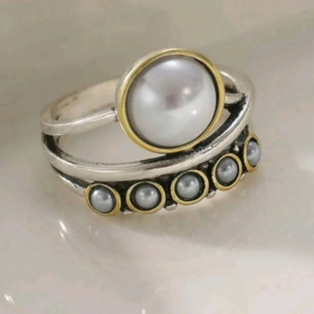 NEW! Silver Plated Pearl Bohemian Vintage Style Women's Ring